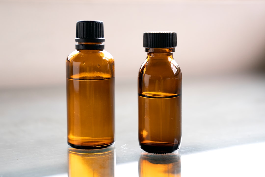 Tincture bottle inspection at herbal contract manufacturer Canada facility