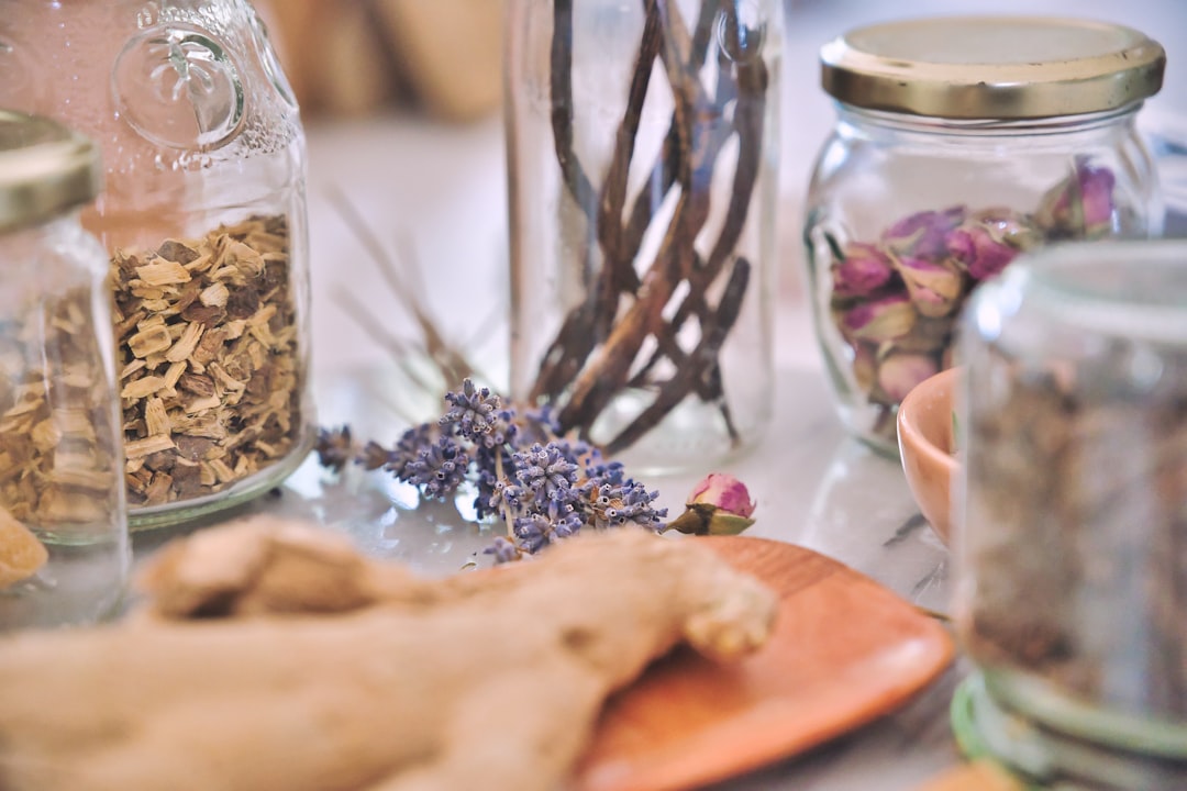 NHP claims substantiation monograph Canada review of dried botanicals in glass jars